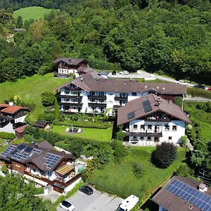 Hotel Restaurant Neu Meran ***